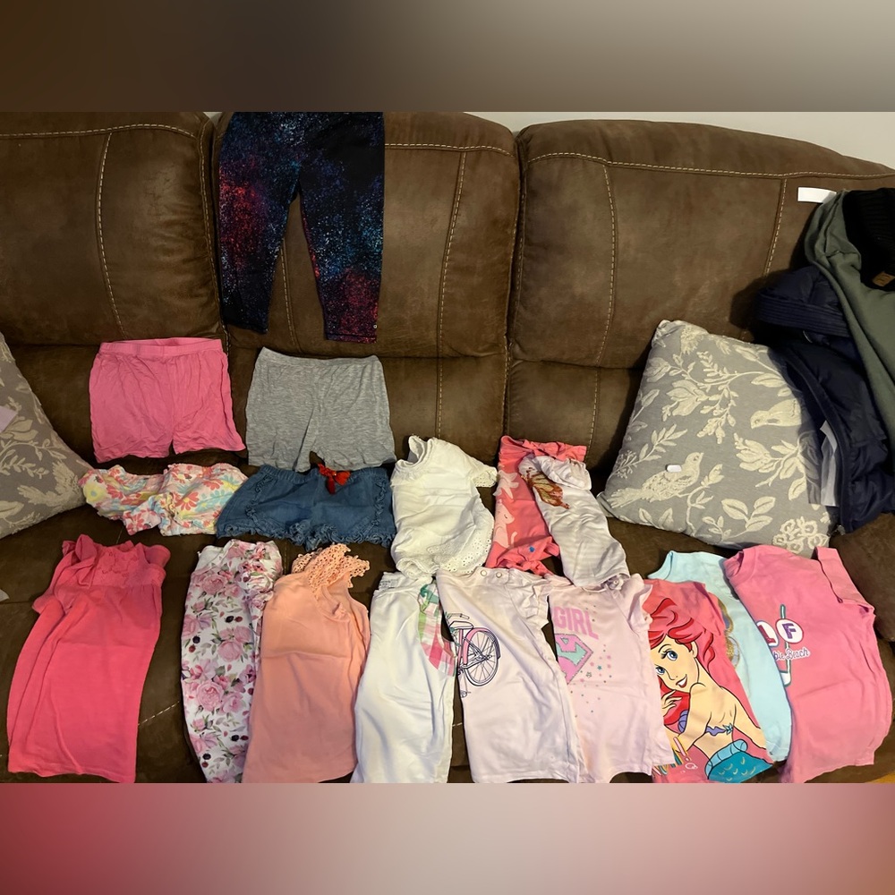 Girls clothes a size 5